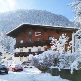 Ferienwohnung Bonny, hotel in Schlitters