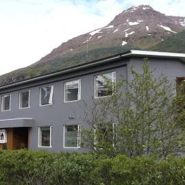 Viesnīca Seydisfjördur Guesthouse pilsētā Seidisfjordira