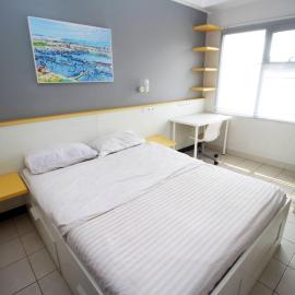 Easton Park Residence by Mustika, hotell i Sayang