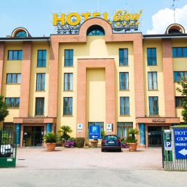 As Hotel Dei Giovi, hotel em Cesano Maderno