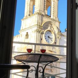 IL PLEBISCITO luxury in centro per davvero, hotel in Martina Franca