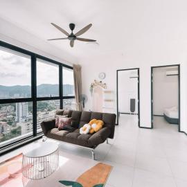 NEW Infinity Pool Seaview 3Bedrooms 2Carparks 262, hotel in Jelutong