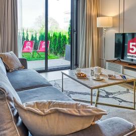 Rezydencja Niechorze 113 , z Basenem, Sauną, Jacuzzi, przy samej PLAŻY - 5D Apartments
