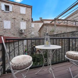 OLD TOWN Budva apart 3 with balcony