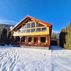 Bucovina Retreat, Hotel in Molidu