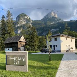 River Lilly Apartment, hotell i Obertraun