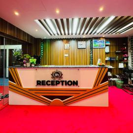 Hotel In Need - Near to the US France Italy Saudi Embassy and Airport、ダッカのホテル