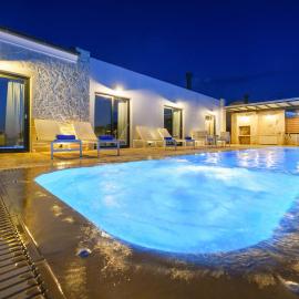 Lithari Luxury Villas, hotel en Agios Georgios