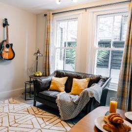 Sanctuary-by-Sea, hotel in Worthing