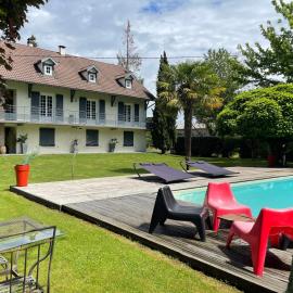 Gîte le 27, hotel a Lorp Sentaraille