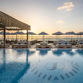 तेल अवीव में, होटल Sheraton Grand Tel Aviv