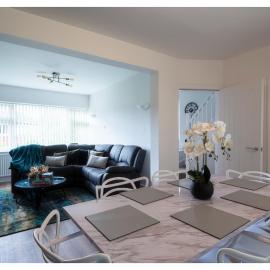 Cozy 3 BD House, Perfect for Large Group of 6