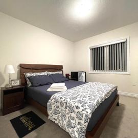 Niagara Falls BNB 15 mins away from Falls, viešbutis mieste Thorold