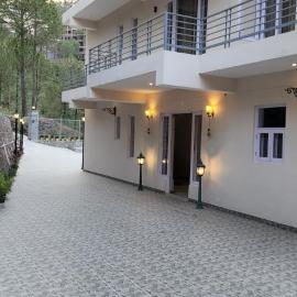 Hotel Dagshai Mist, hotelli kohteessa Dagshai