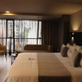 Giluxe Hotel
