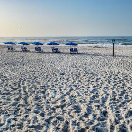Beautiful Views And Just Steps To The Beach - #38 Sleeps 7, hotel i Gulf Shores