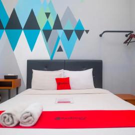 RedDoorz near Sindu Kusuma Edupark 3