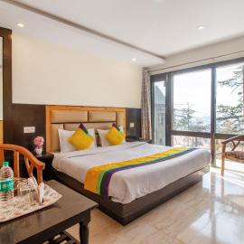 Itsy Hotels Avantika With Forest View