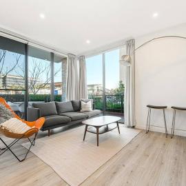 Penrith 3Br apt close toTrain station & Shopping, hotel i Penrith