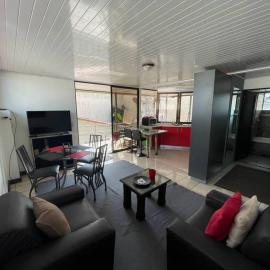 Beautiful house in The center of San Ramón – hotel w mieście San Ramón
