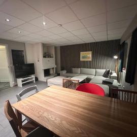 Spacious 2-bedroom holiday apartment - Hemsedal Veslehorn 14, hotel u gradu Hemsedal