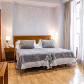 Hotel Granada Centro โรงแรมในกรานาดา