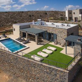 Mandy Luxury Villa by Cretevasion