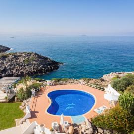 Seafront Villa Shore, Sea & Sun Villas