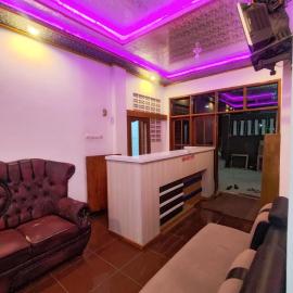 Penginapan Nurmega jaya, hotel a Lembursitu