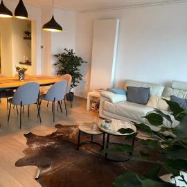 Spacious Apartment With Sea View, hotel di Oostende