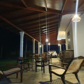 Waga में, होटल JAYANDRA HOLIDAY BUNGALOW