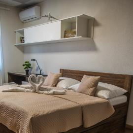 AeroCafe, hotel Simonyban