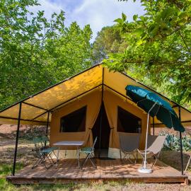 Camping Onlycamp La Confluence, hotel a Savonnières