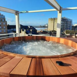 Hôtel Arc en Ciel et SPA Les Sables d'Olonne, hotel em Les Sables-dʼOlonne