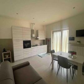 Apartment near Como and Milan with private garage, hotel en Mozzate
