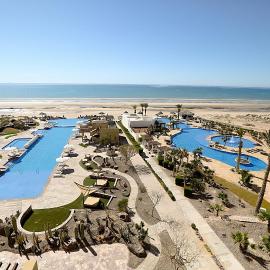 Encanto Living 304 Spacious, 2 Bedroom Ocean View!!, hotel en Playa Encanto