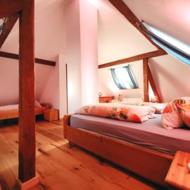 Charmantes Turmzimmer