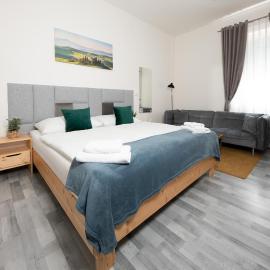 Penzion MOVEINN, hotel in Prague