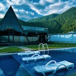 Viesnīca Area36 Royal Chalet pilsētā Gabala
