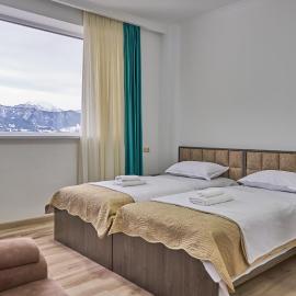 Hotel Lile • სასტუმრო ლილე, viešbutis mieste Khulo