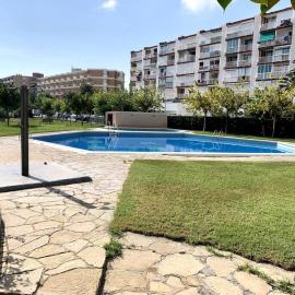 A 5 min de la playa con PISCINA Ideal parejas Relax total ''Bouquet Dream La Pineda''