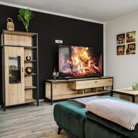 Chill Out Area, Sauna & Wirlpool, grandiose Aussicht, Grill, große Terrasse, Zentrum nah, hotel in Zell an der Mosel
