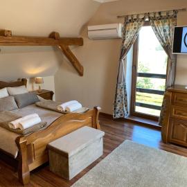 Kamień i Sowa, hotel din Lipinki Łużyckie