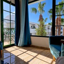 Lovely apartment Mira with pool