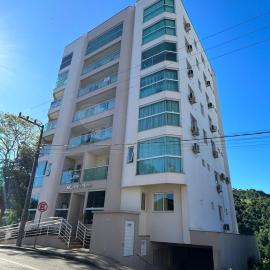 Apartamento 603, lindo, climatizado, completo