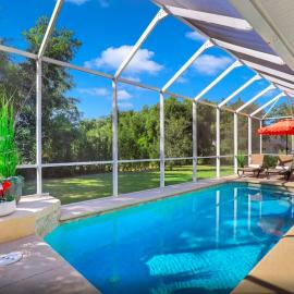 4BR Beach House Private Pool Minutes to Beach