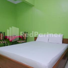 Wisma Giri Mulyo B near Grojogan Sewu Mitra RedDoorz, Hotel in Tawangmangu