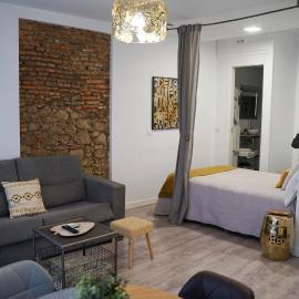 Plasencia में, होटल Apartamentos Suites Cariátide