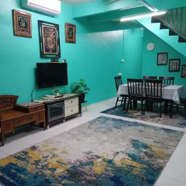 NANIE DAMAI INN, hotel en Keluang
