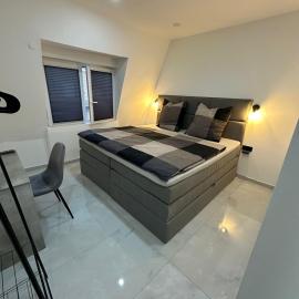 Moparts, Hotel in Oberhausen
